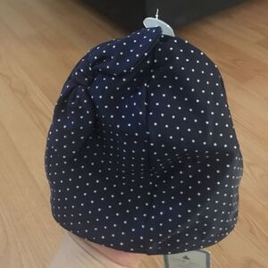 Gap hat baby girl👧